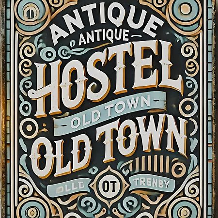 Antique Hostel Bucureşti Ngoại thất bức ảnh